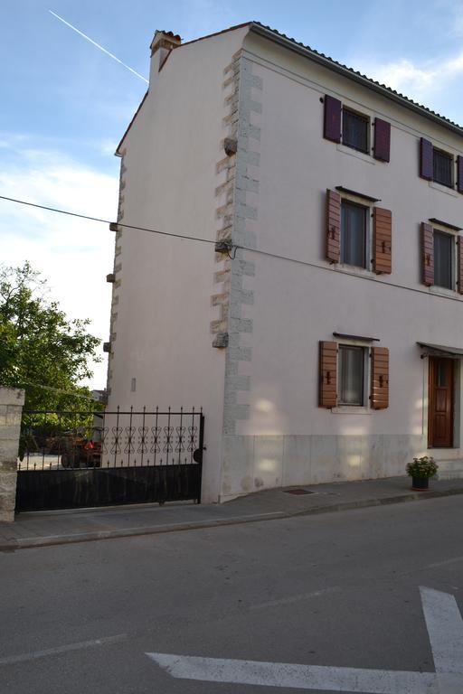 Guesthouse Бале Екстериор снимка
